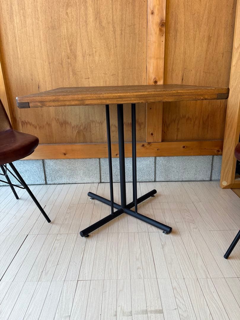 【引取or直配送】kelt ケルト　カフェテーブル　アンティーク　チェアセット