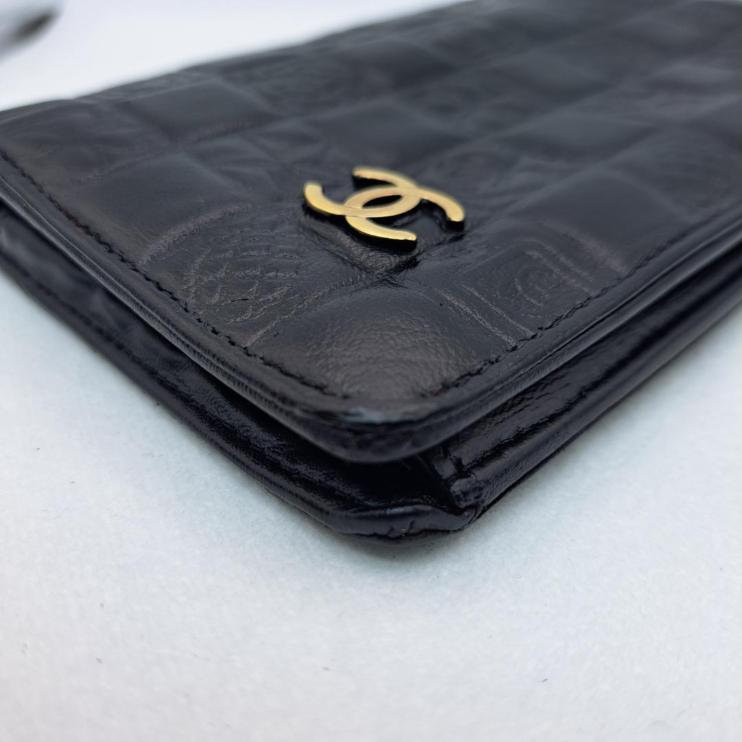 CHANEL　アイコンライン　ブラック　二つ折り財布　財布　長財布