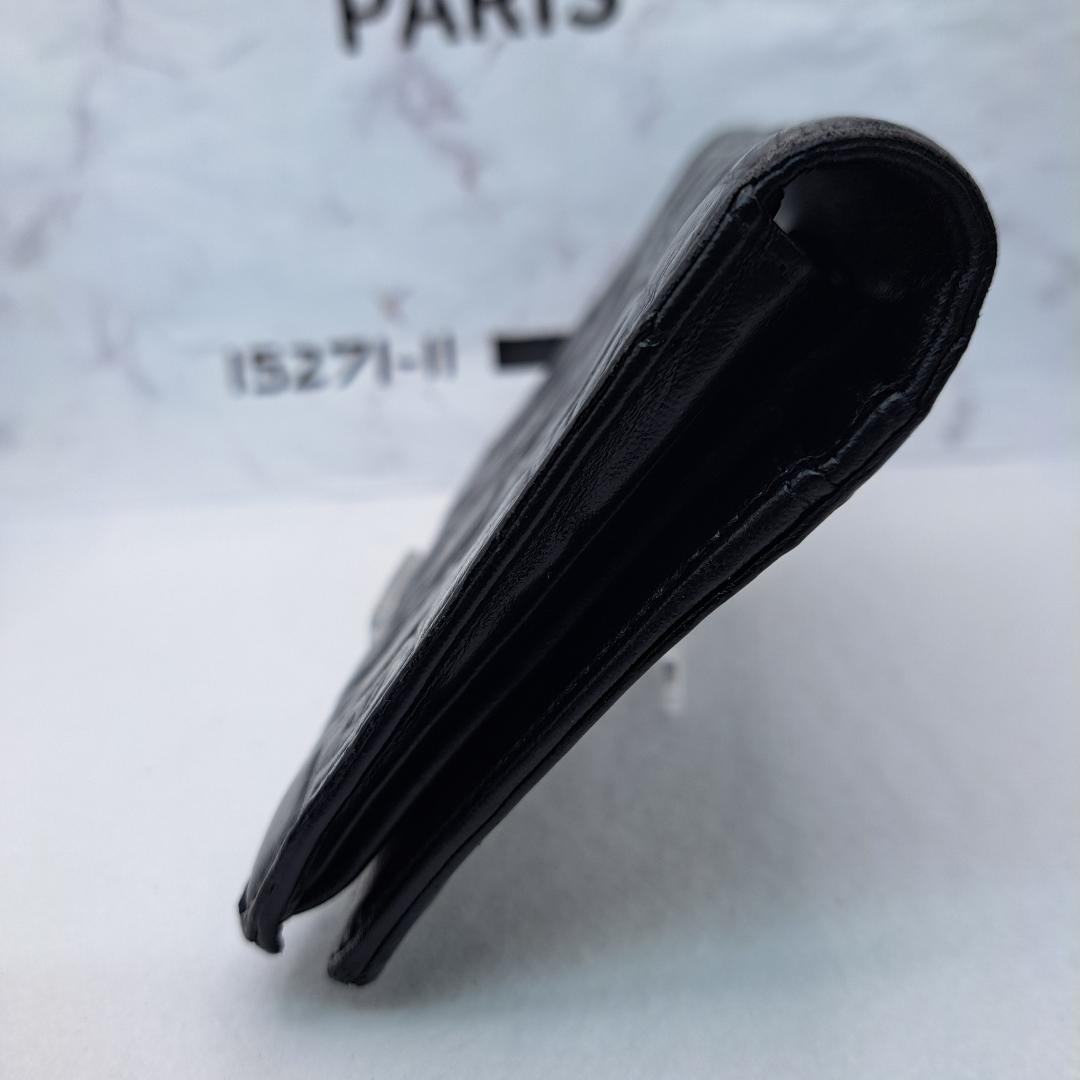 CHANEL　アイコンライン　ブラック　二つ折り財布　財布　長財布