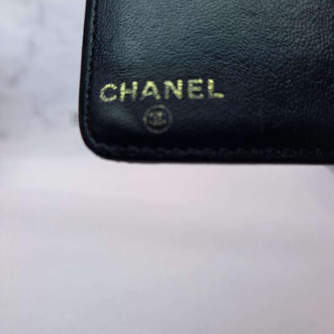 CHANEL　アイコンライン　ブラック　二つ折り財布　財布　長財布