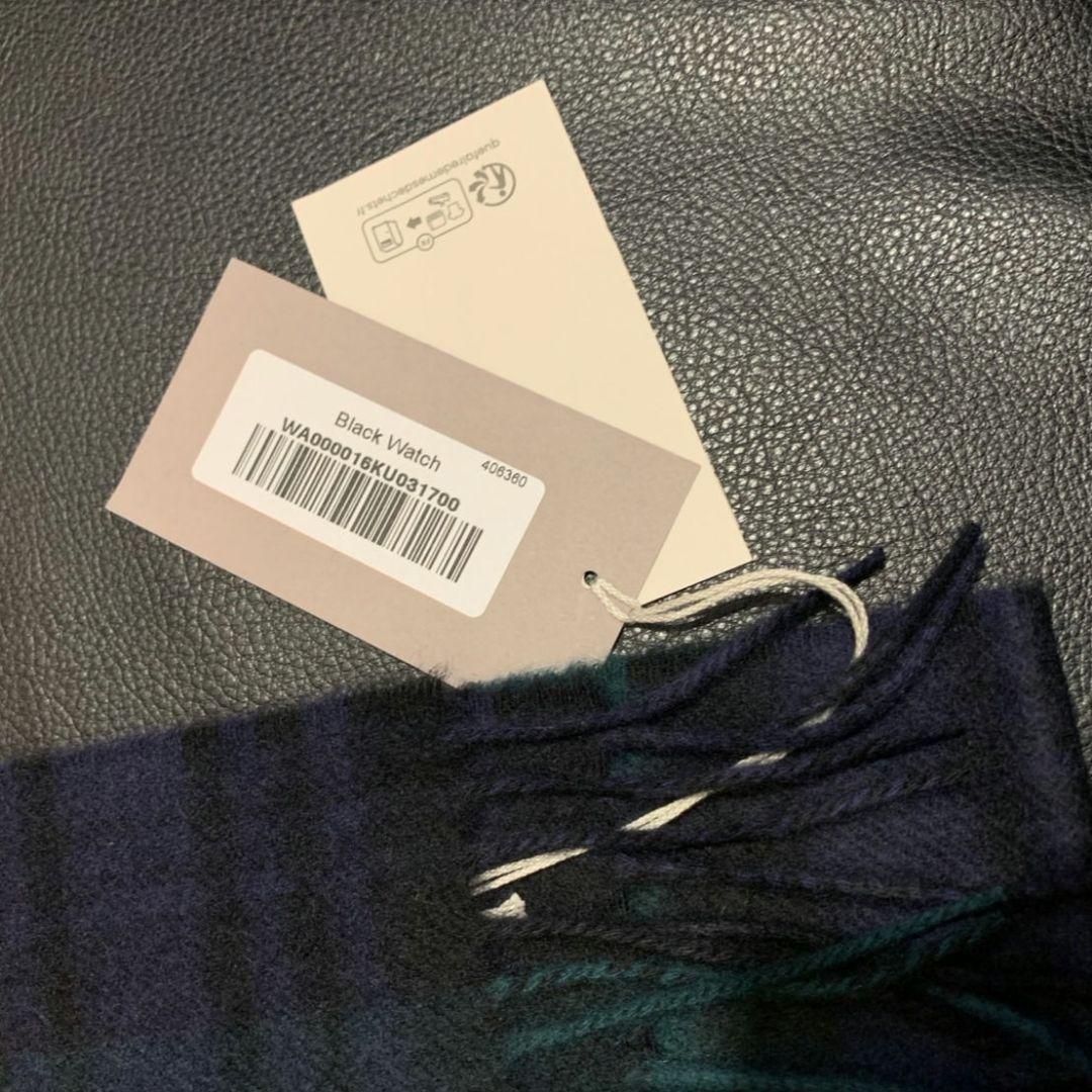 Johnstons of Elgin チェック柄マフラー