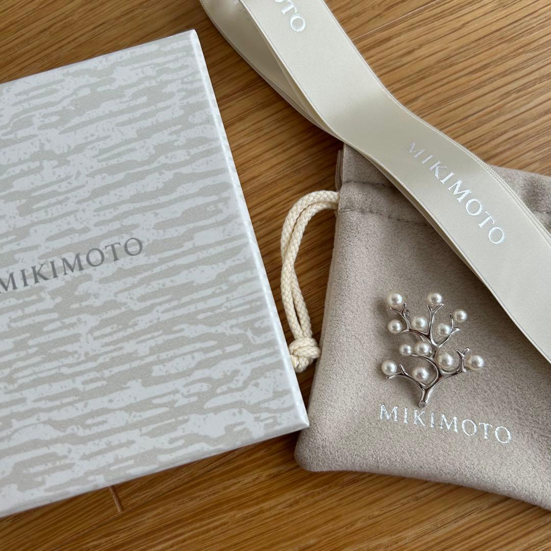最終価格【美品】MIKIMOTO 幸福の木　ブローチ　シルバー　Sサイズ