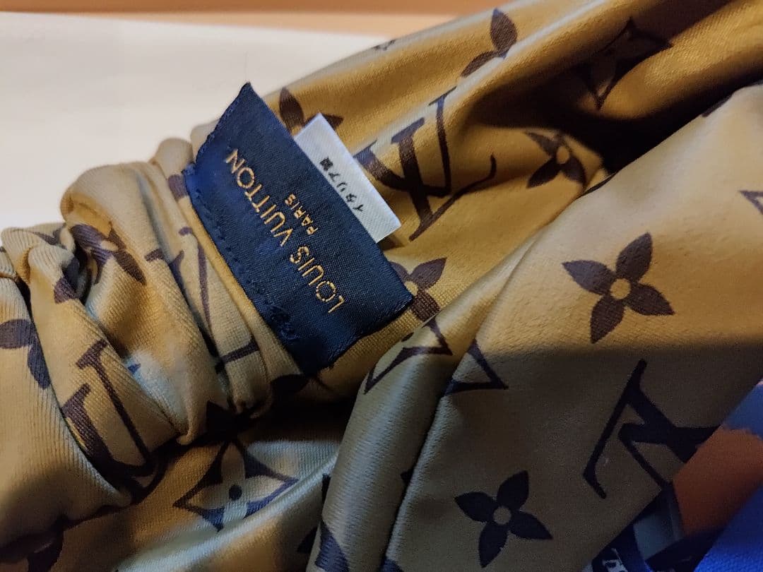 ルイヴィトン　ヘアバンド　モノグラム