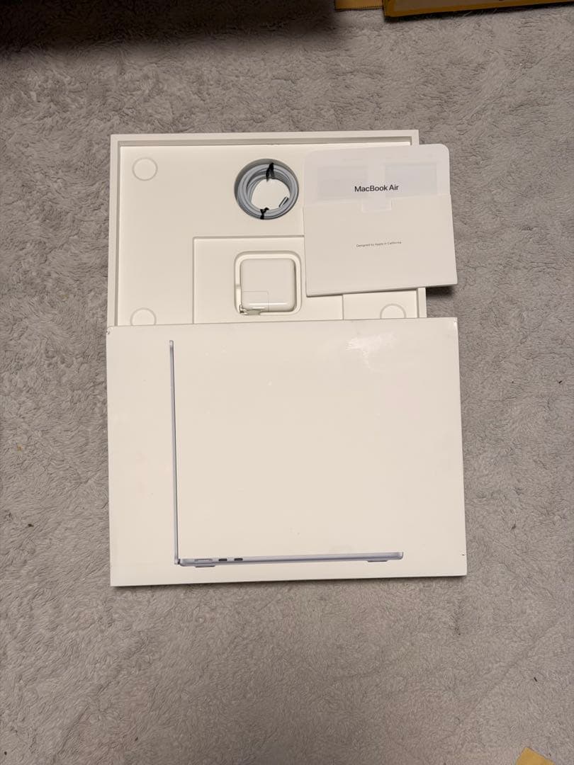 Apple MacBook Air 13インチ M4 MC6T4J/A