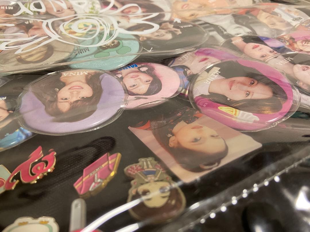 TWICE ミナ 痛バ 缶バッジ ミブリー