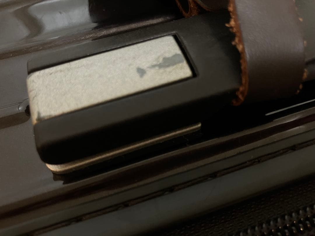 RIMOWA 47リットル 4輪キャリーケース 2〜3泊向け