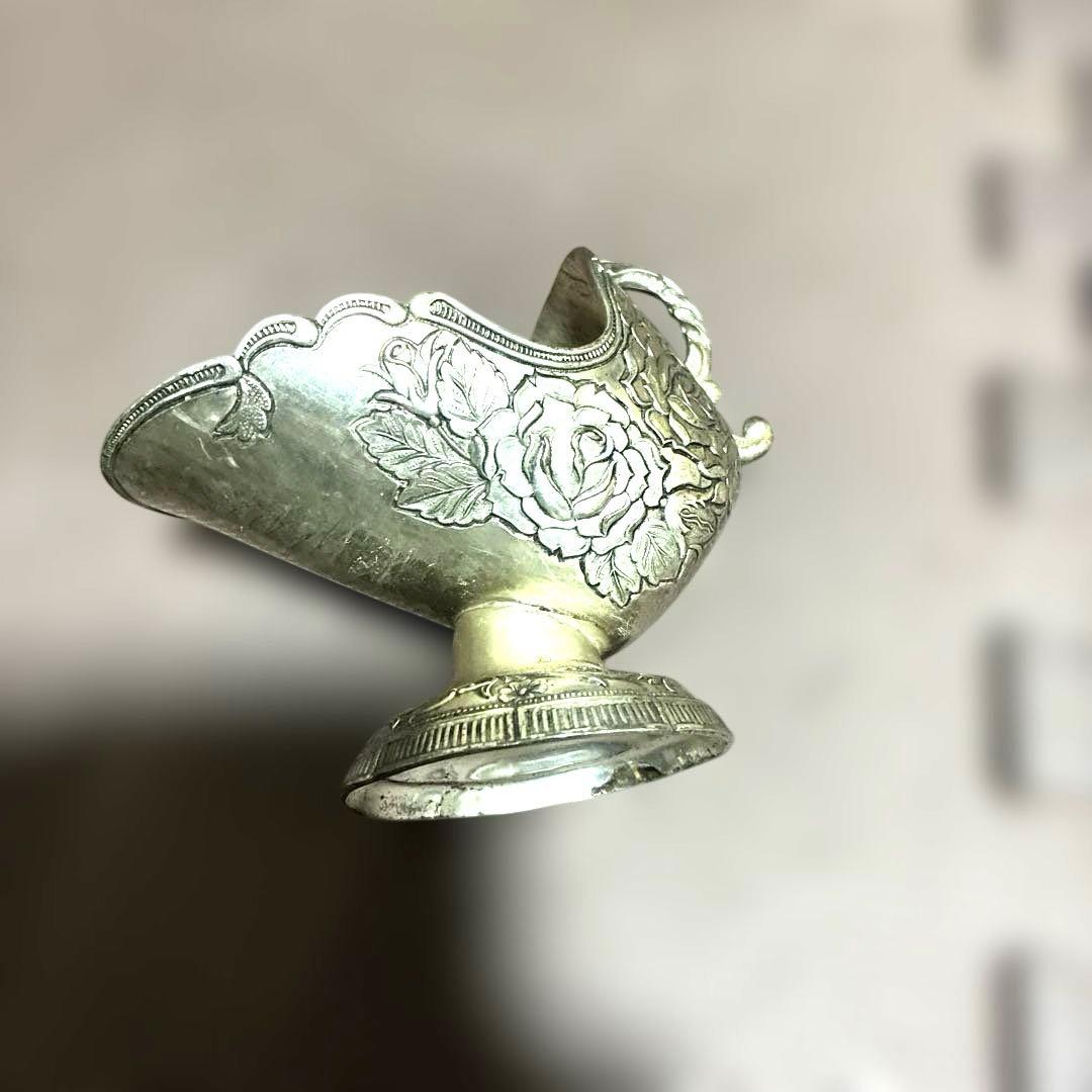 ヴィンテージ シルバープレート シュガー ポットエンボス加工のバラ