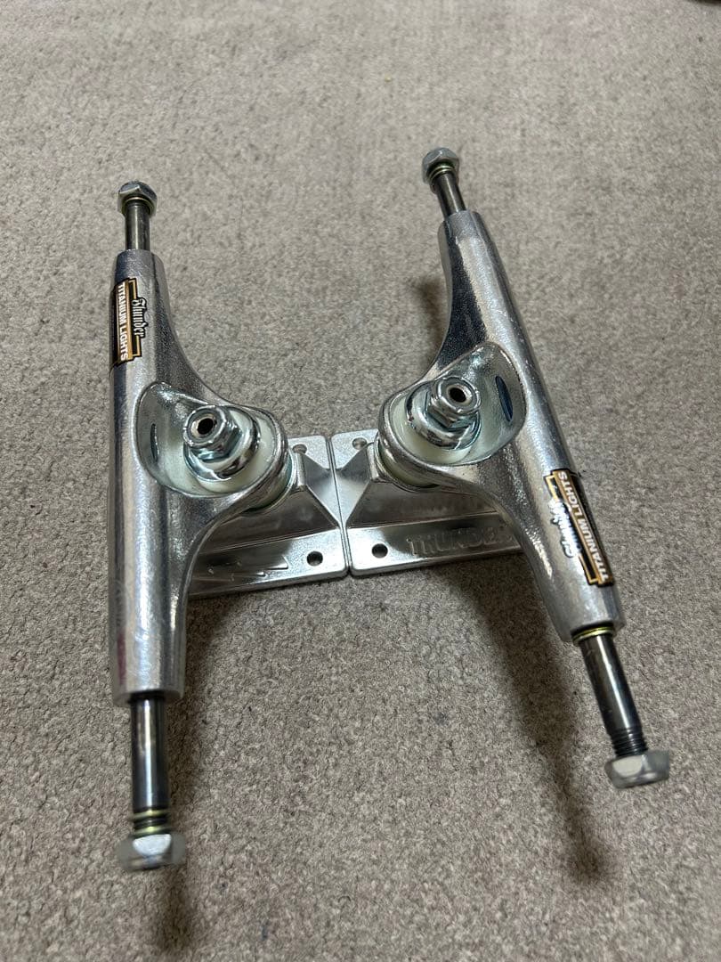 新品未使用　Thunder titanium 3 polish 147 トラック