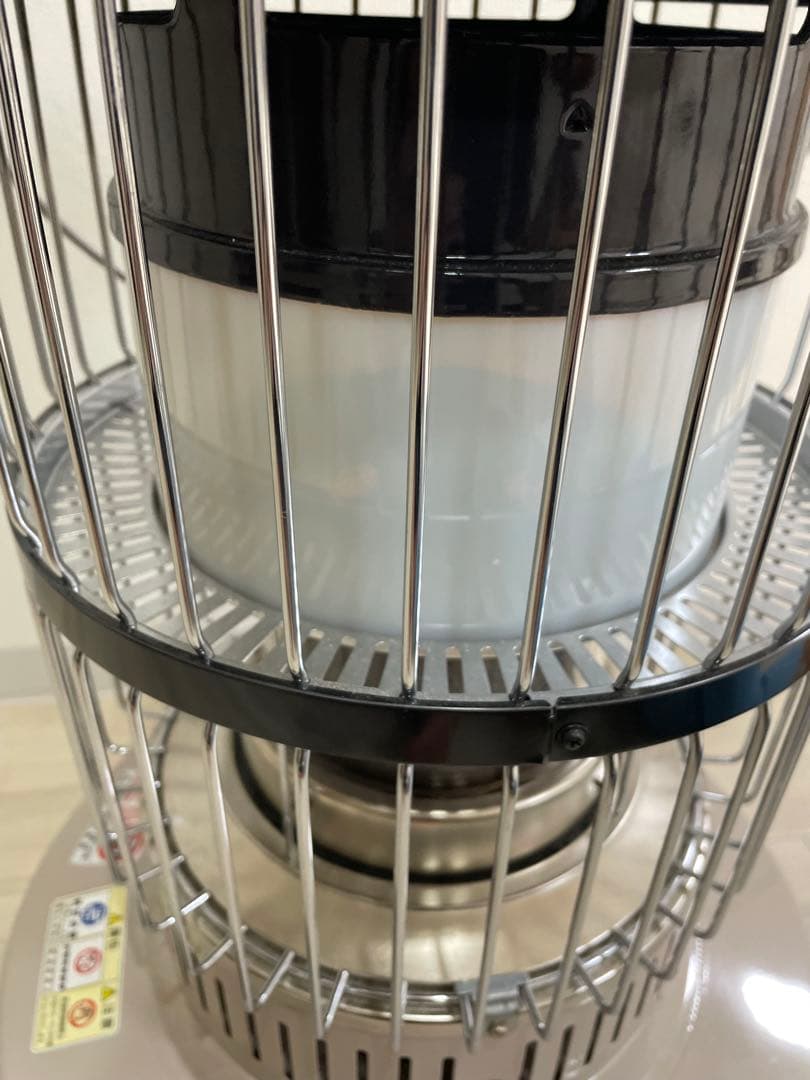 トヨトミ KR-47A [KR47A] 石油ストーブ　ベージュ