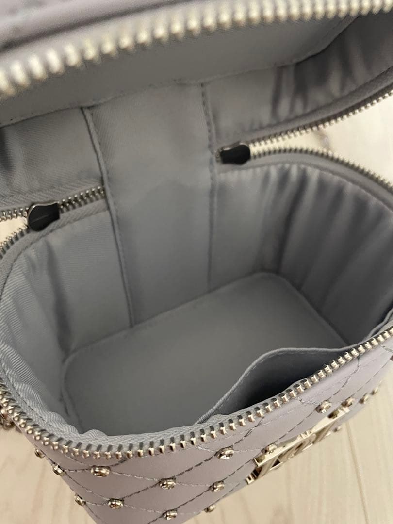 ダーリッチ キルティングビジュースクエアミニバッグ