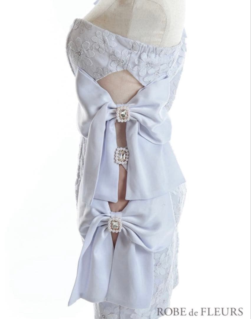 ローブドフルール　フラワーレース×リボンワンショルダーミニキャバドレス　水色