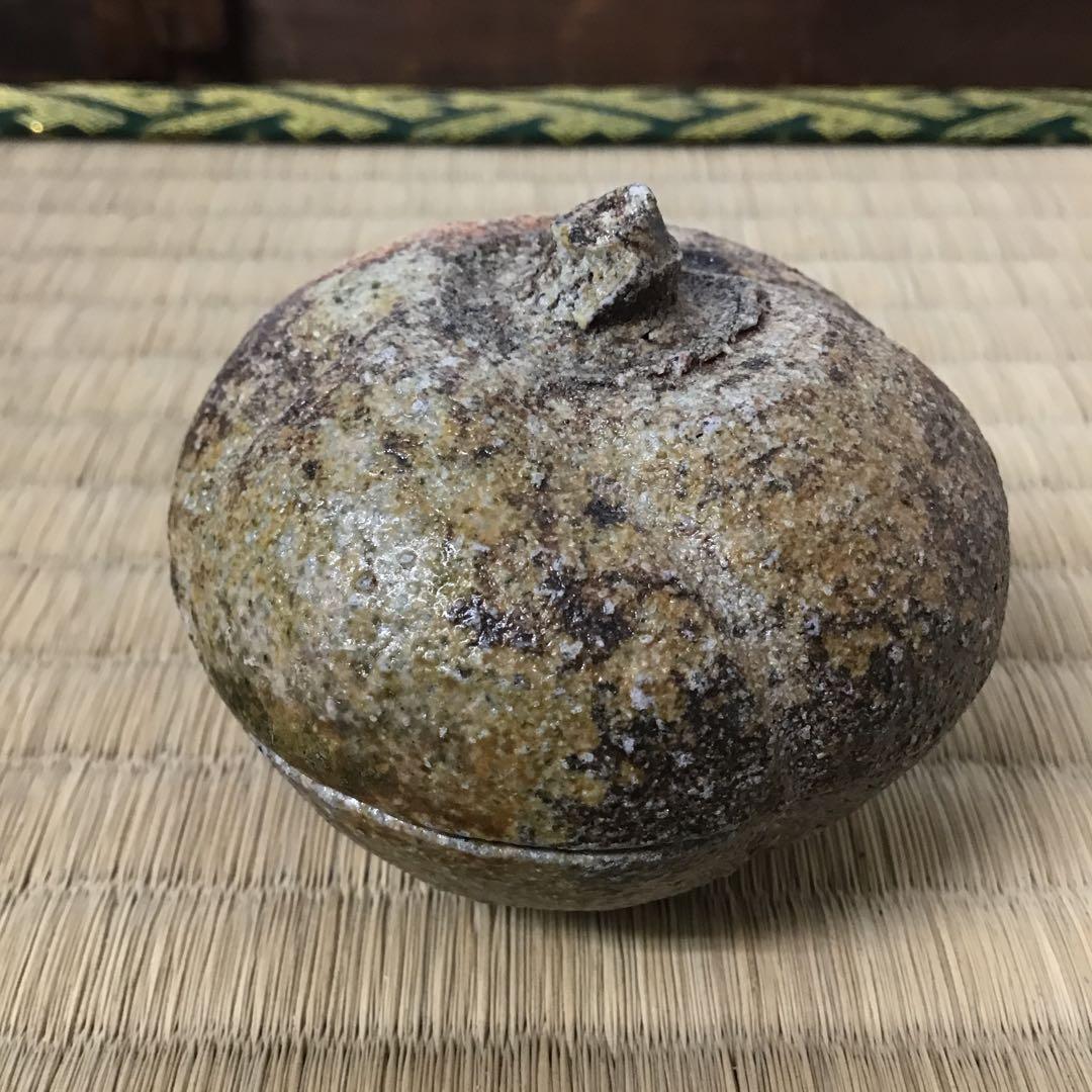 茶道具　香合　常滑焼　人間国宝　三代　山田常山　造　栞　紙箱　共箱　S80KG
