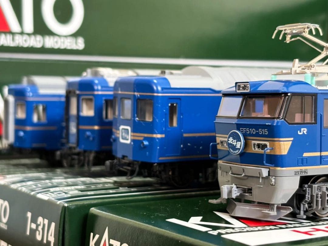 HOゲージ 北斗星12両フル編成　EF510北斗星 カシオペア牽引機付き