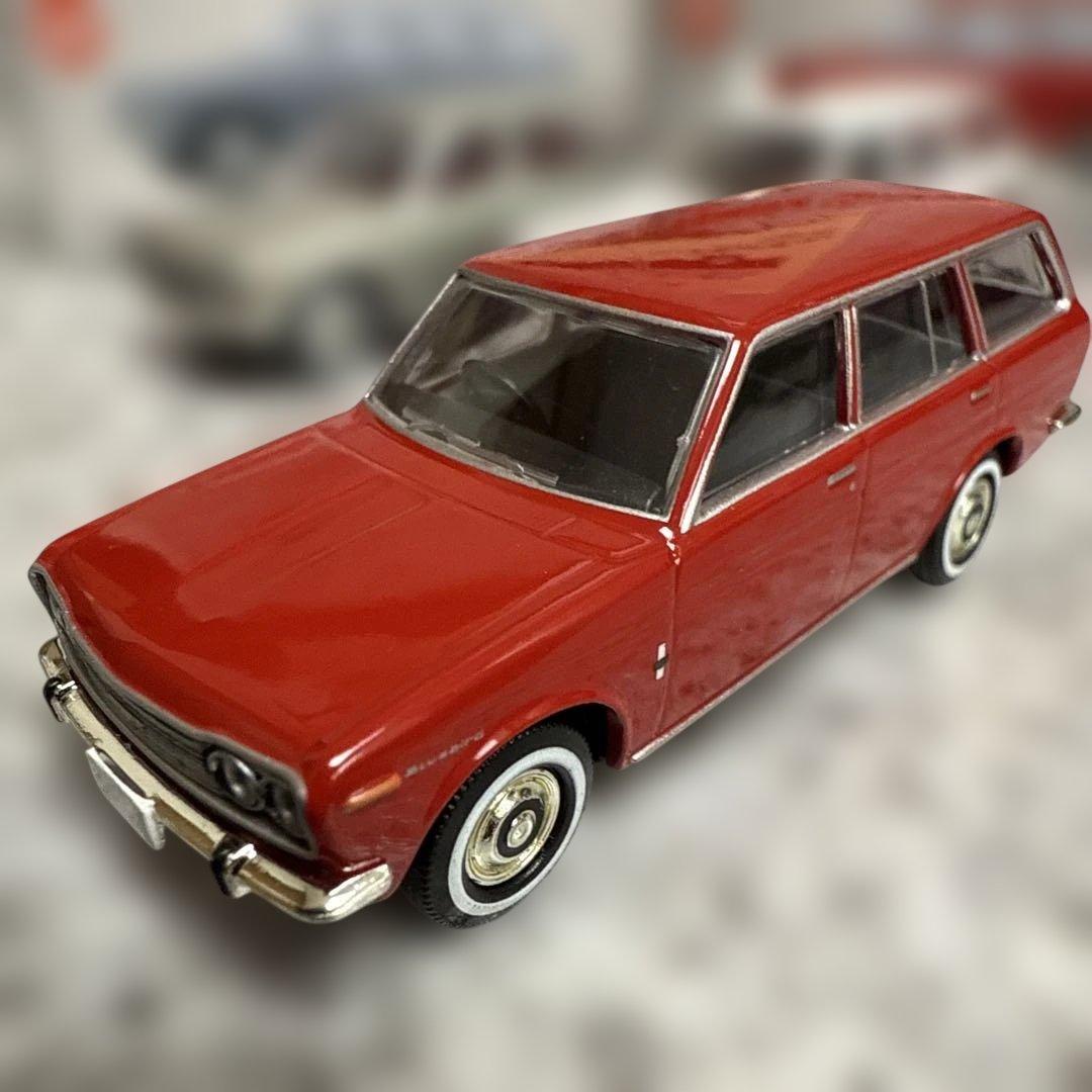 トミカリミテッドヴィンテージダットサンブルーバード3台セット