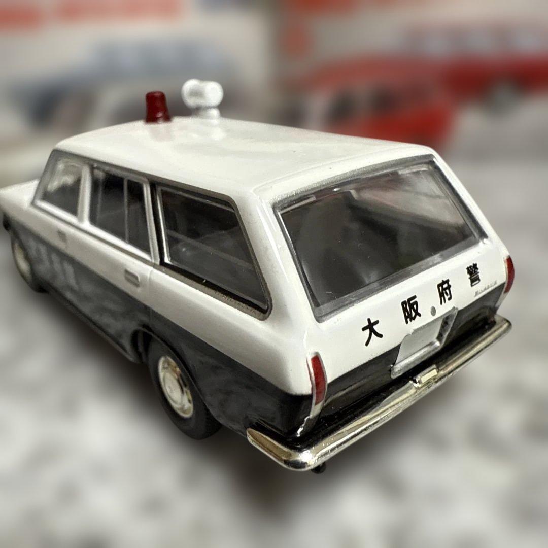 トミカリミテッドヴィンテージダットサンブルーバード3台セット