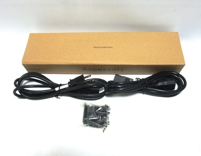 APC 24 ポート 10/100 イーサネット スイッチ AP9224110