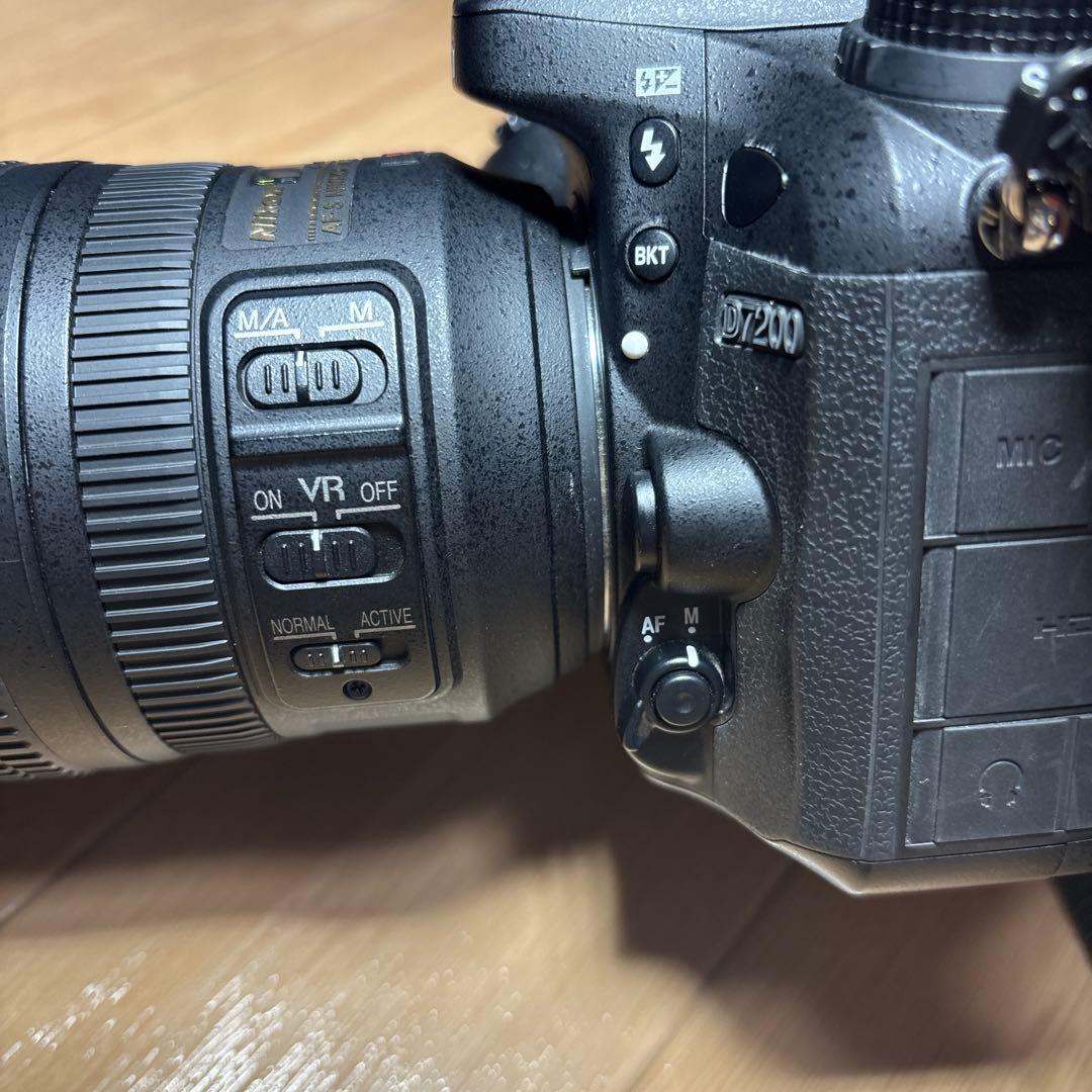 Nikon D7200 デジタル一眼レフカメラ 本体と付属品
