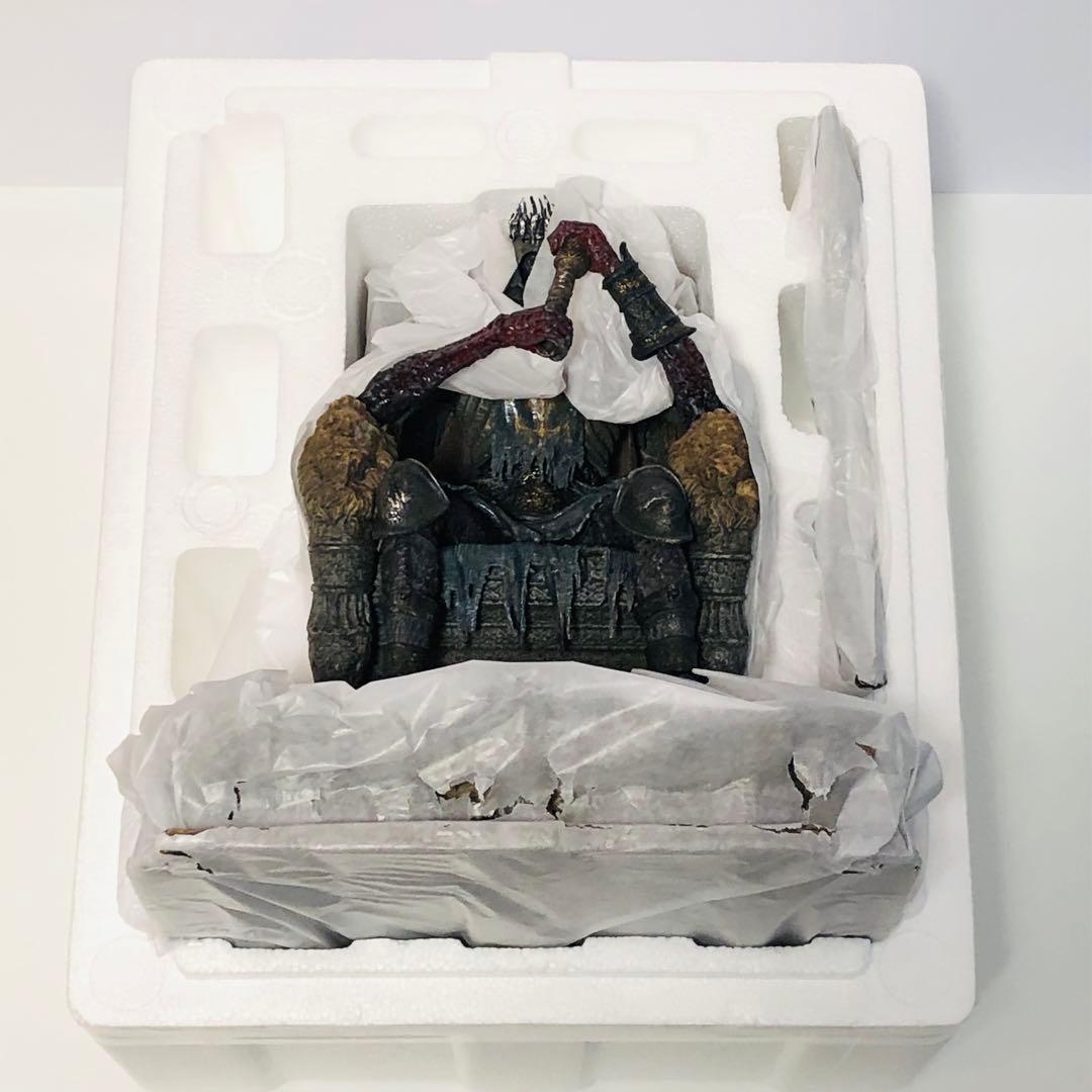 PUREARTS ダークソウル3 薪の王 巨人ヨーム 1/18スタチュー