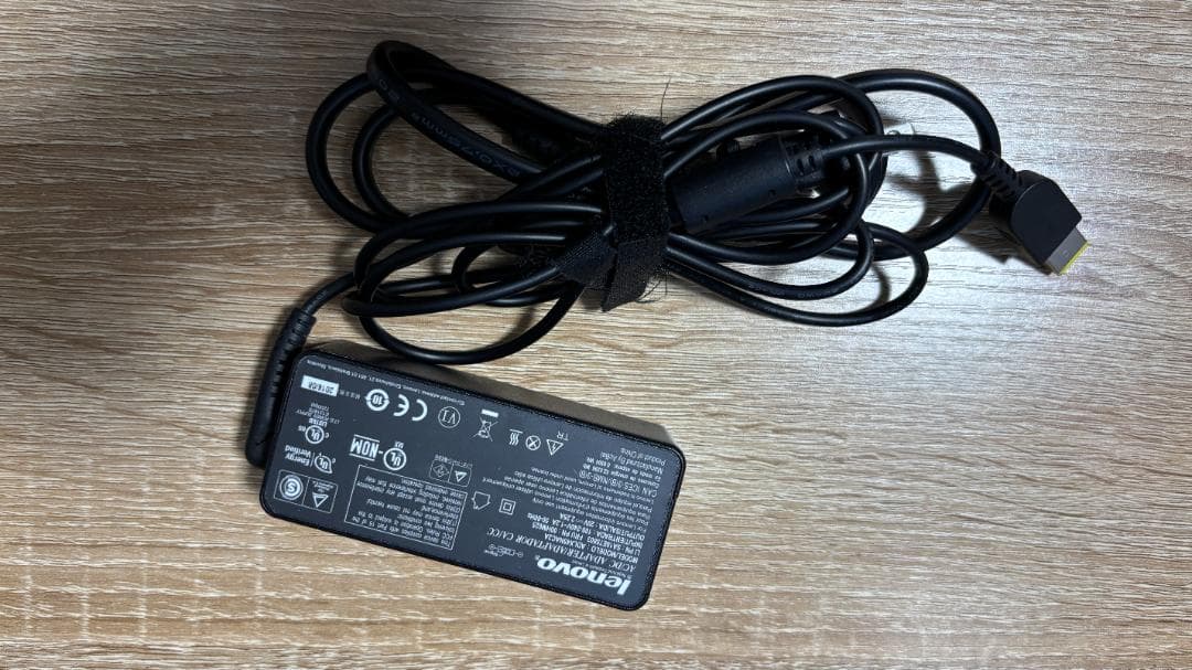 【中古】Lenovo X260 i7/16GB/SSD500GB 起動確認済