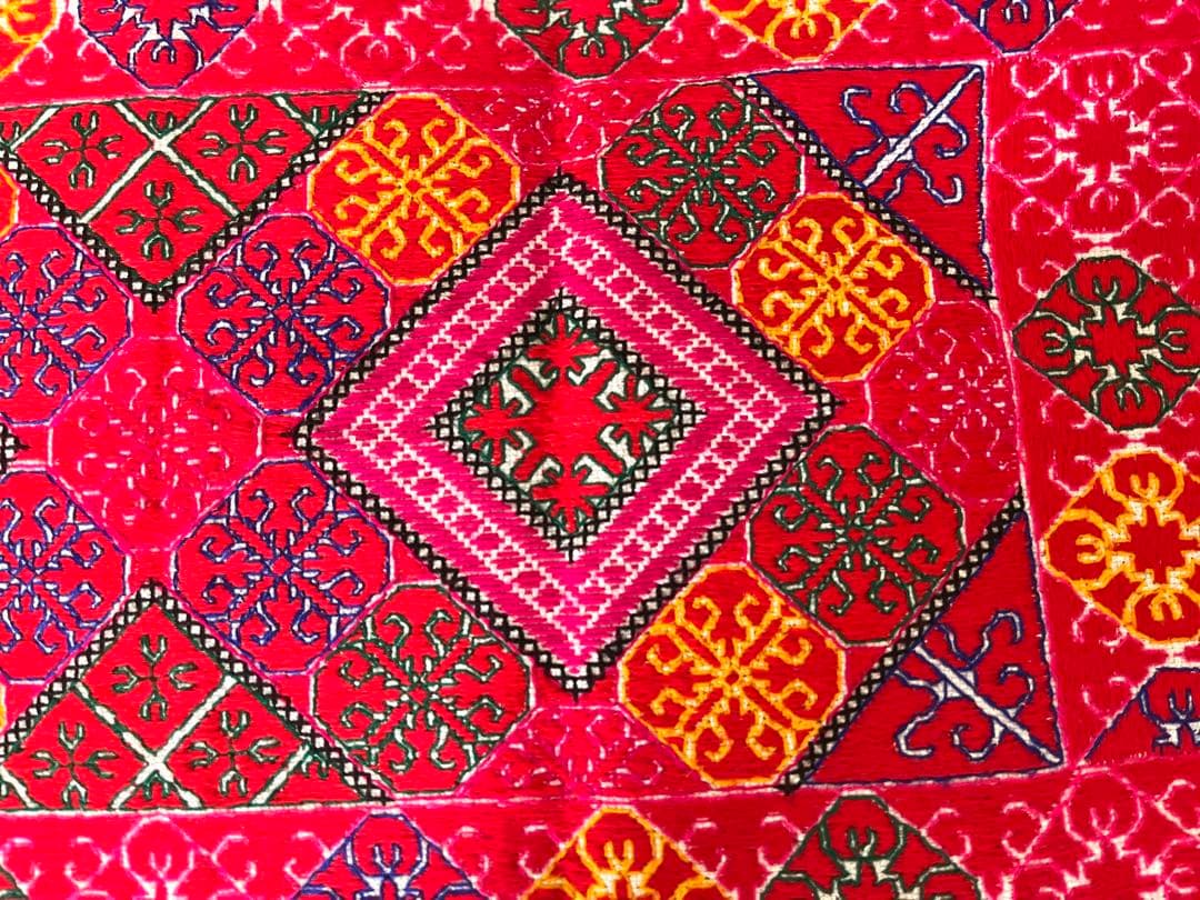 アンティーク スワット地方 手刺繍 クッションカバー パキスタン レア 最終価格