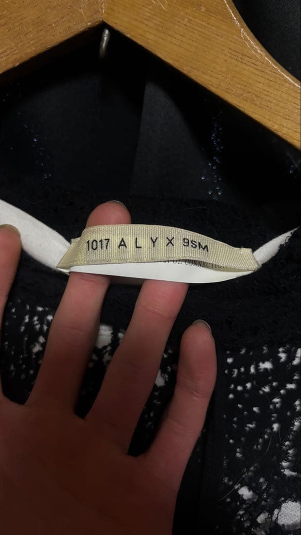 トップス 1017 alyx 9SM destroy cotton hoodie