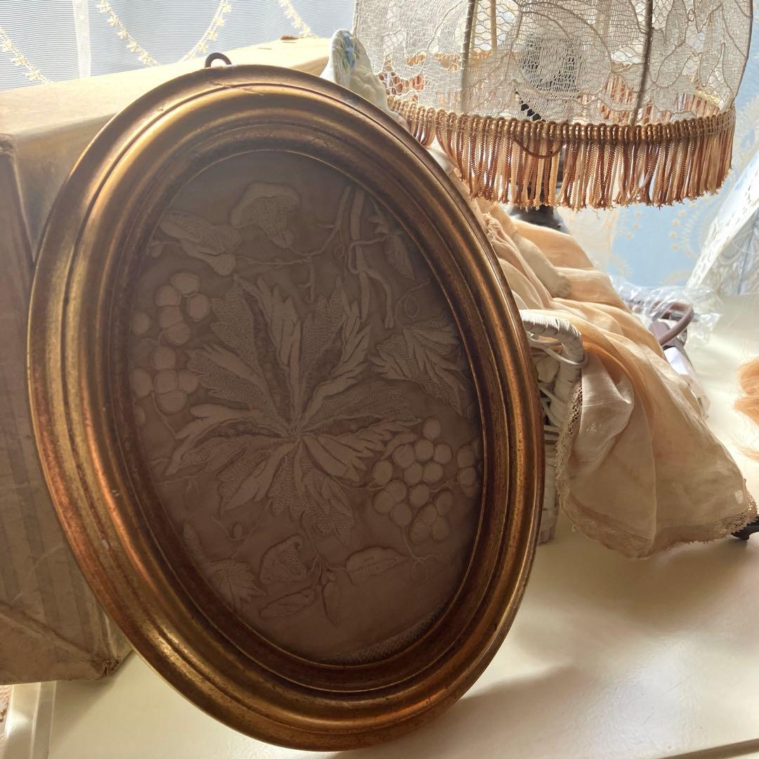 フランスアンティークフレーム素敵な オーバル　額　レア1900年　レース付き