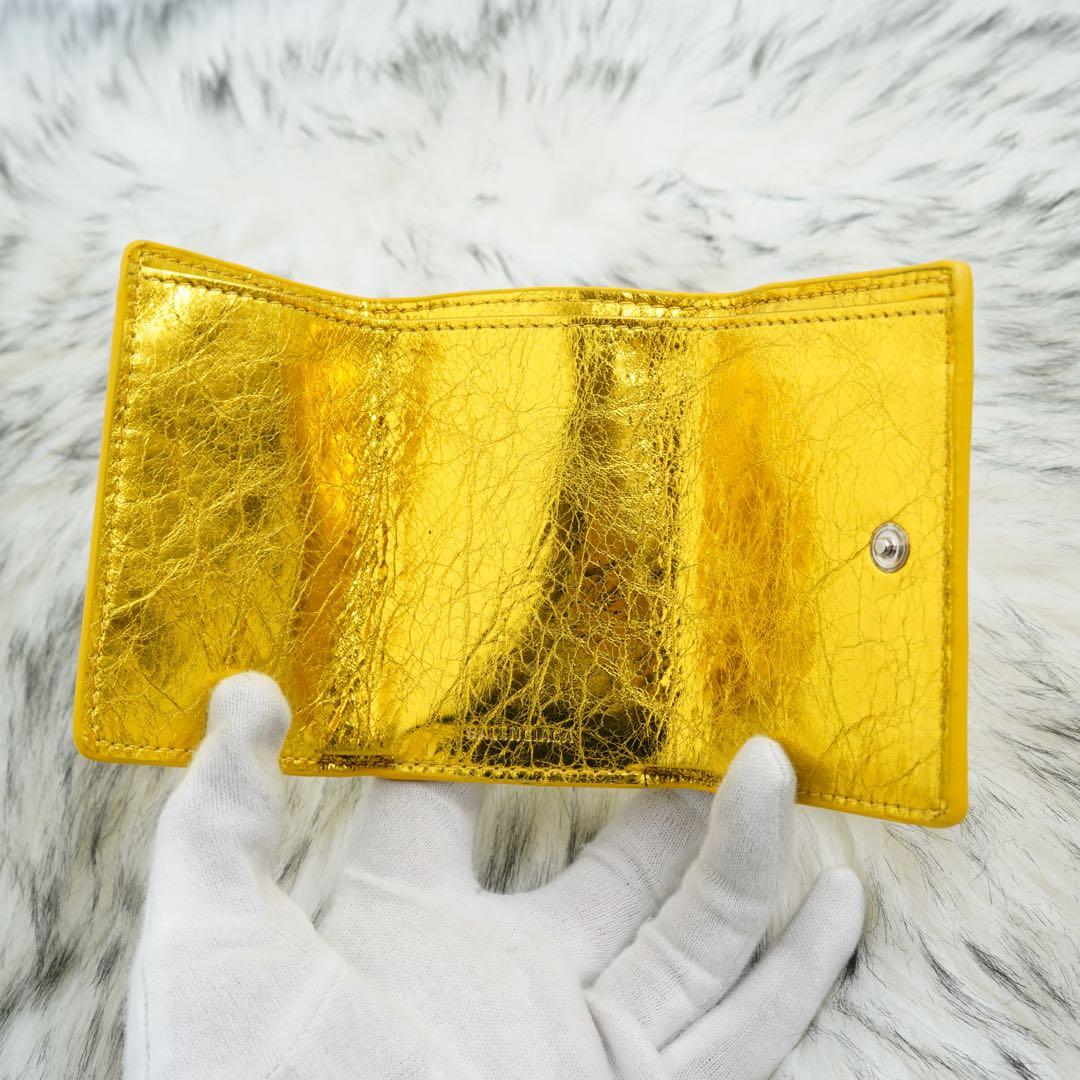 未使用品　BALENCIAGA バレンシアガ　三つ折り財布　ロゴグラム　ゴールド