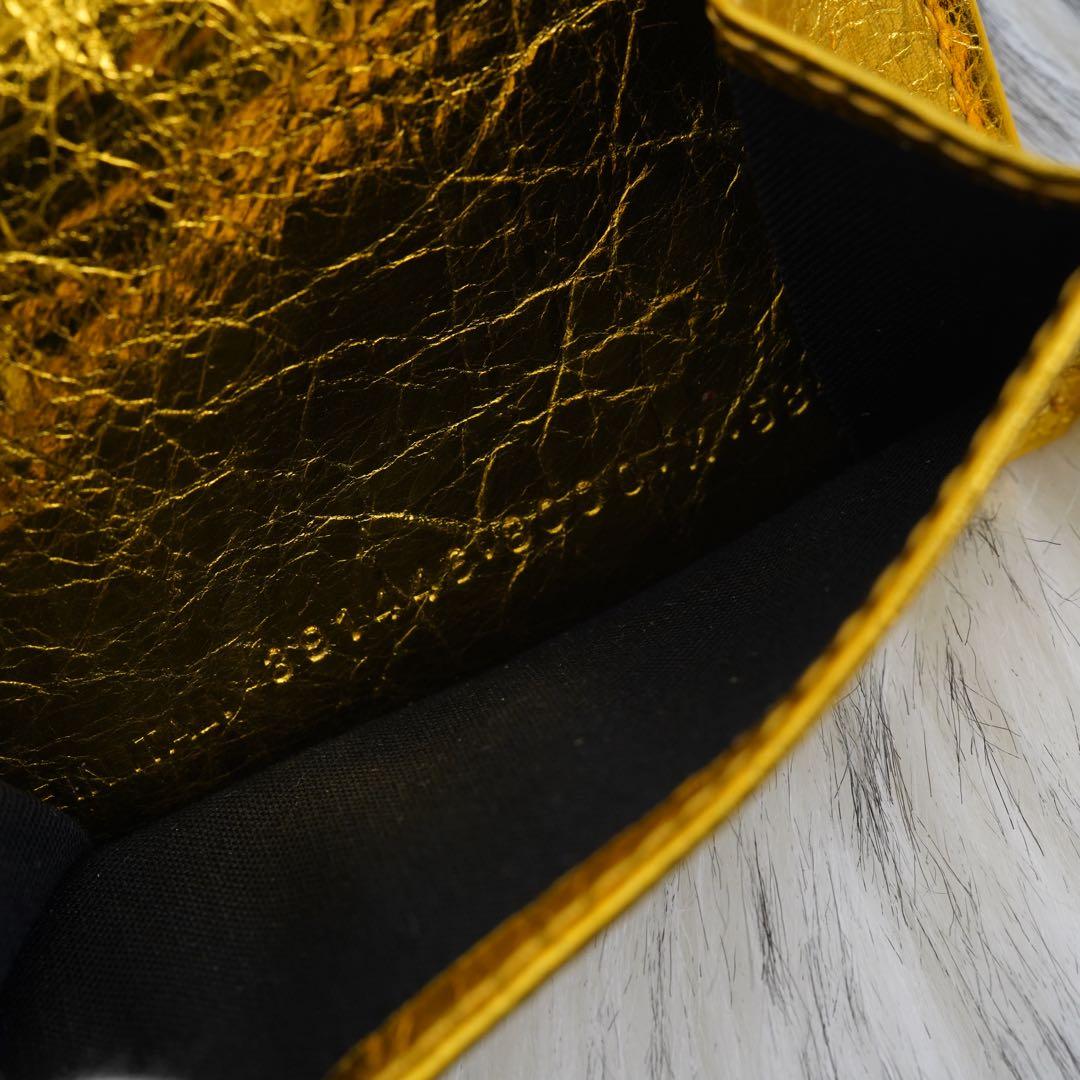 未使用品　BALENCIAGA バレンシアガ　三つ折り財布　ロゴグラム　ゴールド