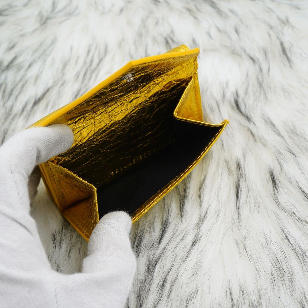 未使用品　BALENCIAGA バレンシアガ　三つ折り財布　ロゴグラム　ゴールド