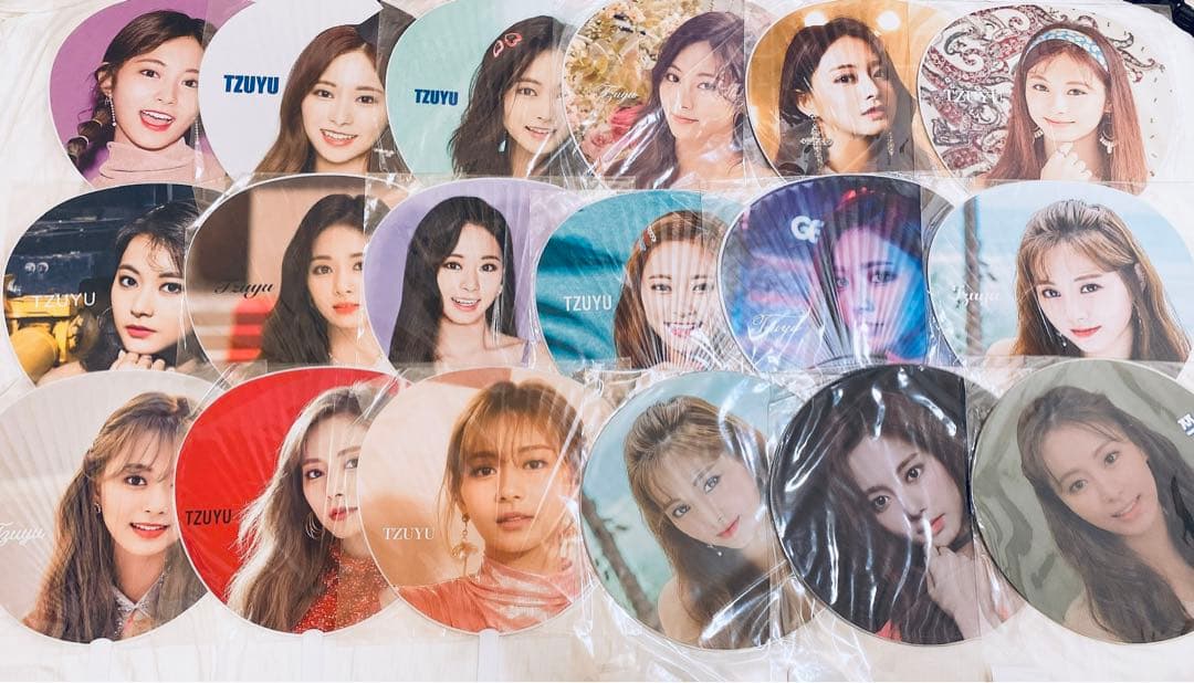 TWICE ツウィ うちわ　18枚セット