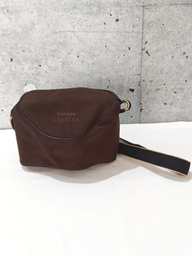 2060 FUJIFILM GA645zi　フィルムカメラ 最終‼️