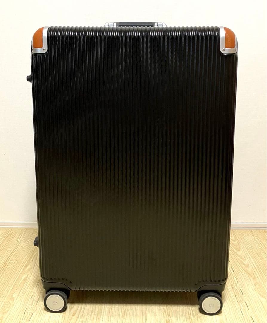 大容量105L TSAダブルロック 送料無料 スイスミリタリー プレミアム