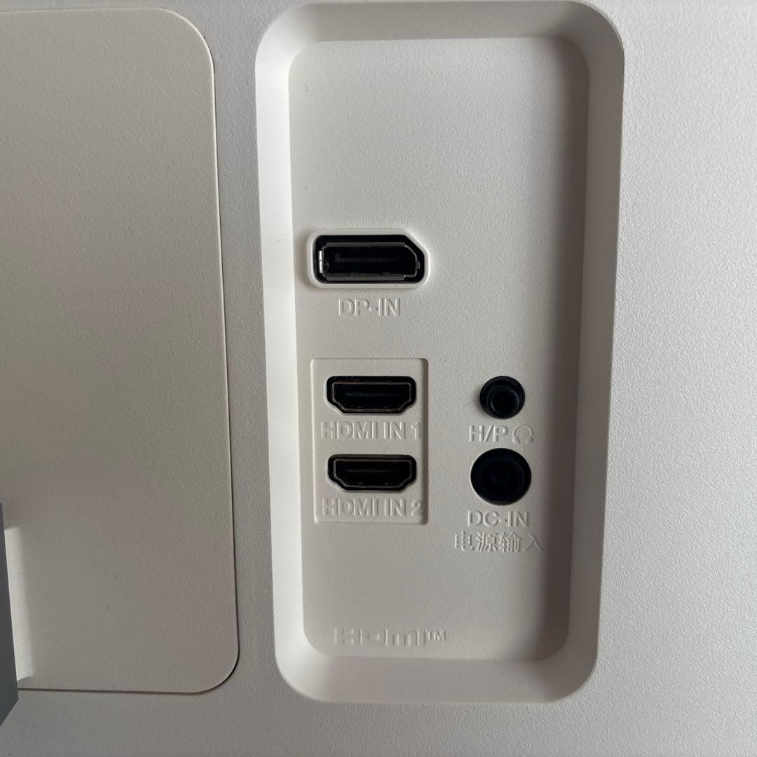 LG 4Kディスプレイ モニター本体 31.5インチ