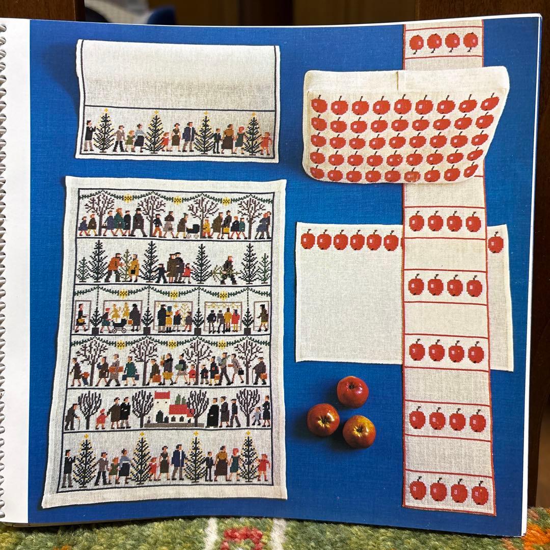 希少　フレメ刺繍　クリスマスクロスステッチ図案集　全79ページ　断捨離