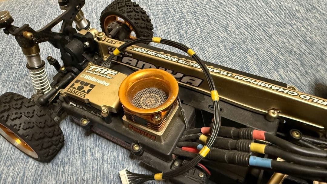 TAMIYA XV-01 メカ付き組済シャーシ　未塗装ボディ