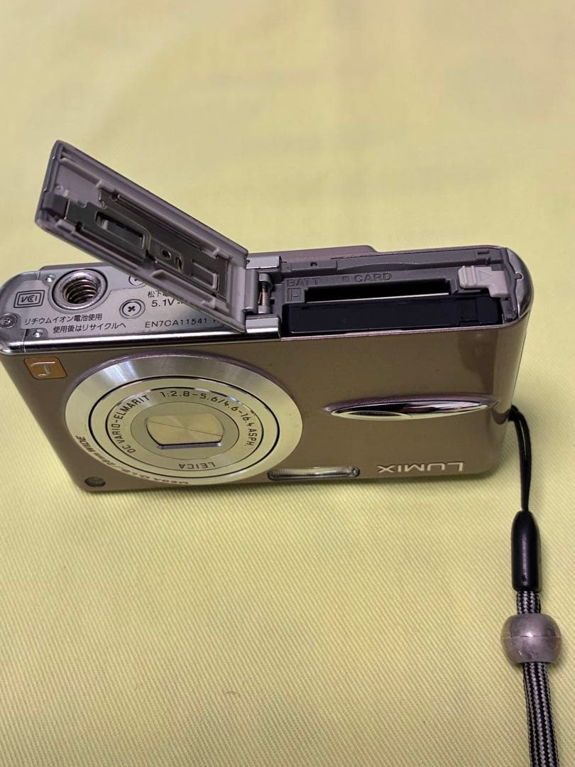 Panasonic LUMIX DMC-FX30 コンパクトデジタルカメラ