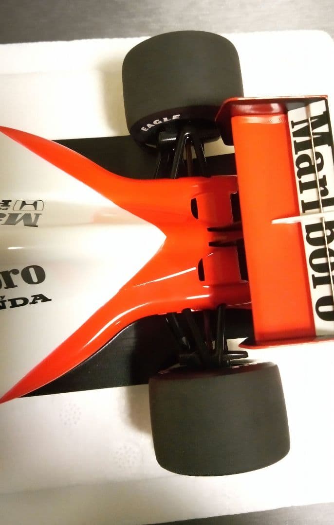 オートアート 1/18 マクラーレン MP4/6 A.セナ ミニチャンプス