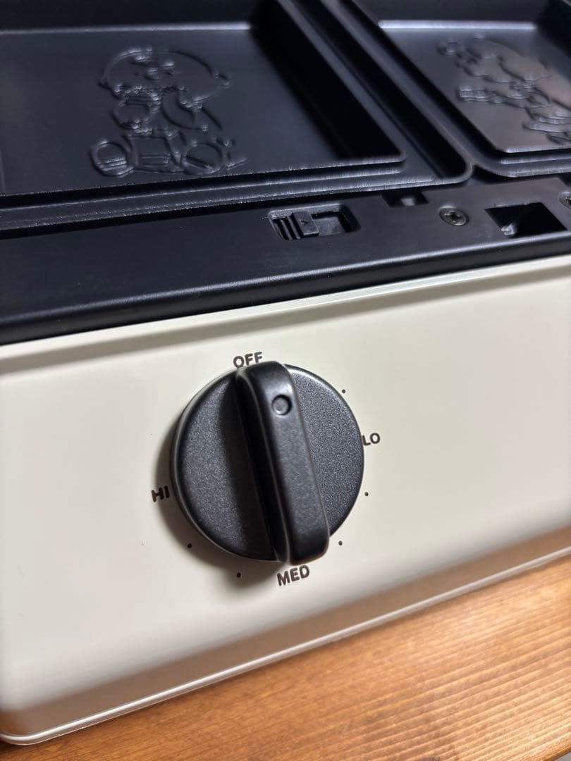 グリルサンドメーカーダブル　PEANUTS BRUNO