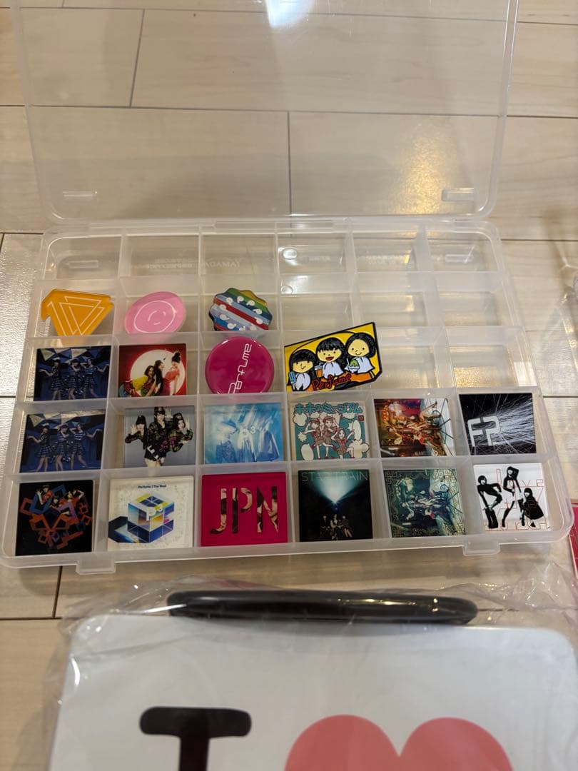 D*w様 Perfume ファンクラブ特典のCD、ペーパー類、ピンバッジ等　まと