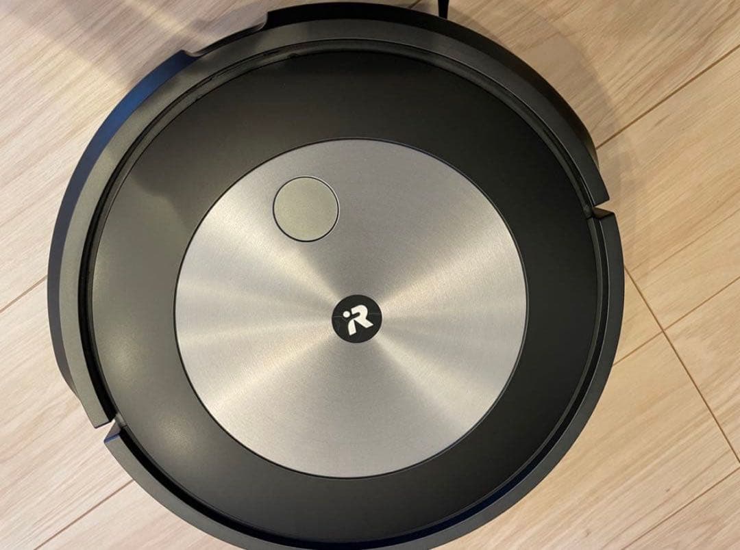 iRobot Roomba j7+ 自動ゴミ収集機能付き