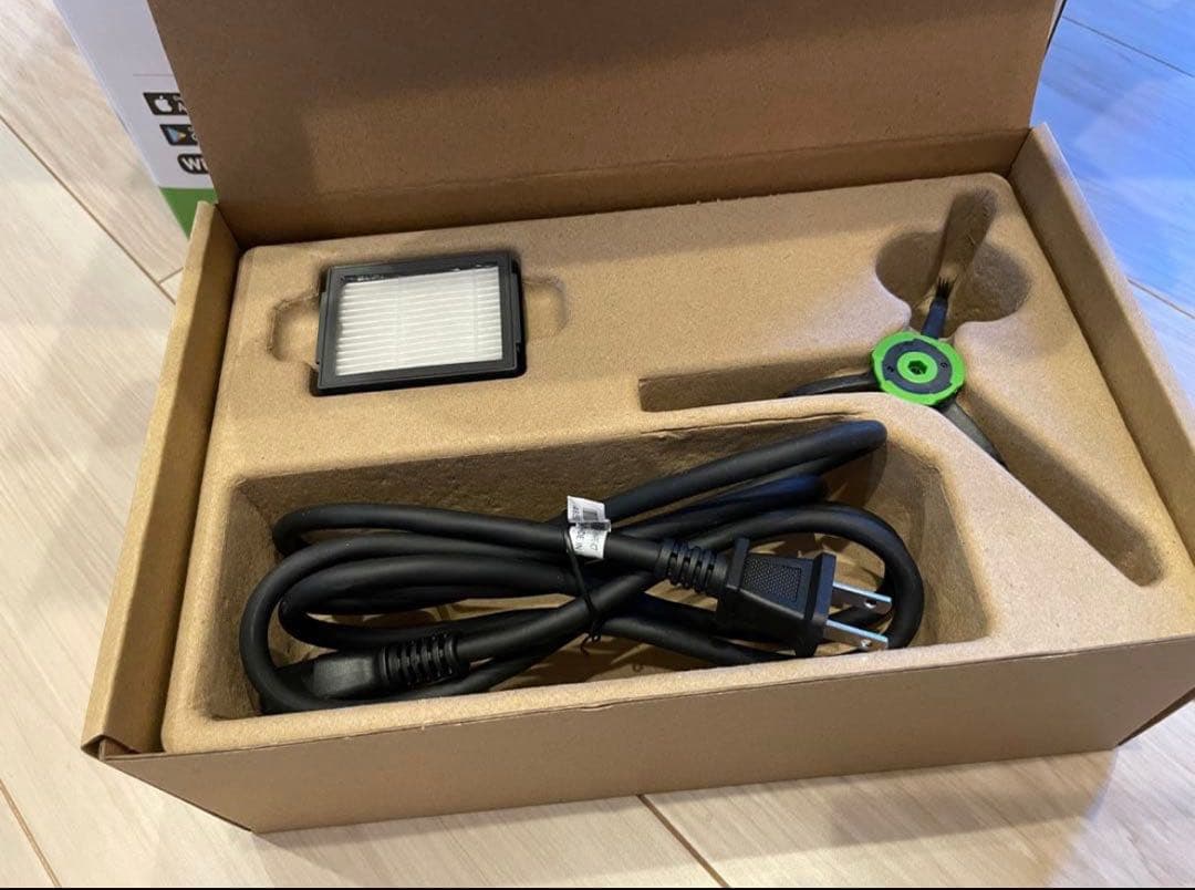 iRobot Roomba j7+ 自動ゴミ収集機能付き