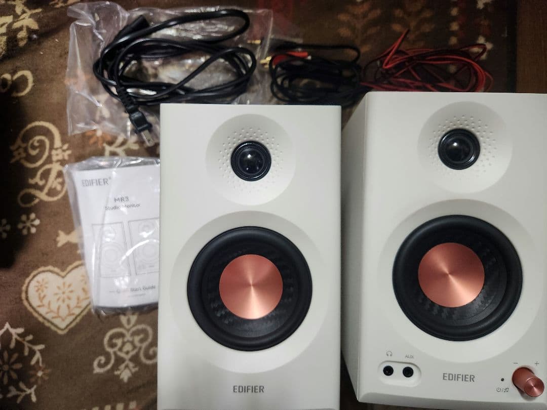 Edifier MR3 ブックシェルフスピーカー 白