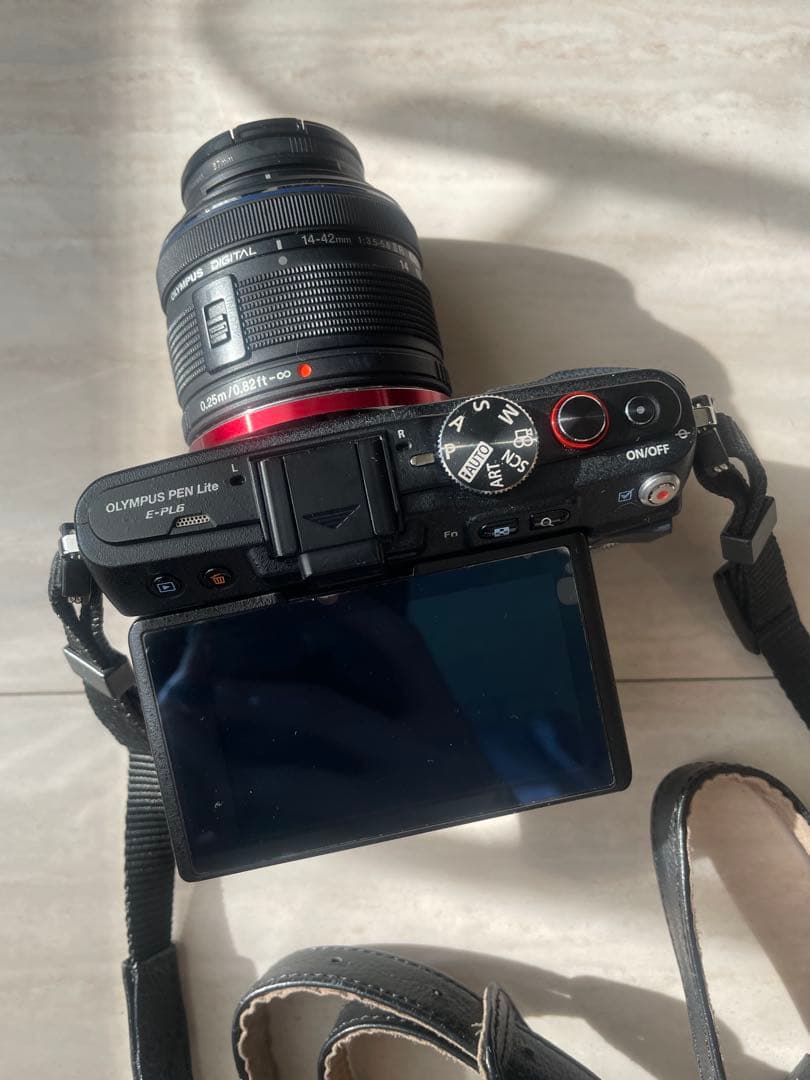 OLYMPUS PEN Lite E-PL6 ミラーレス14-42mmレンズ付