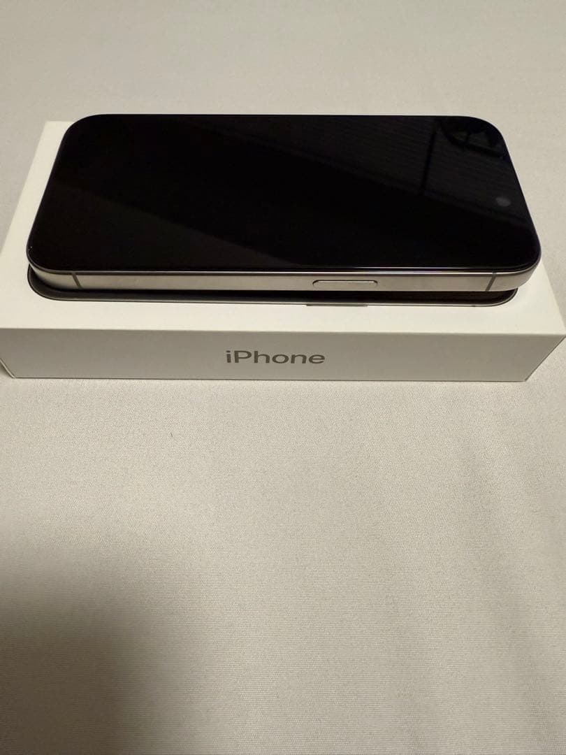 【超美品】SIMフリー修理歴無し/Apple iPhone15Pro 256GB