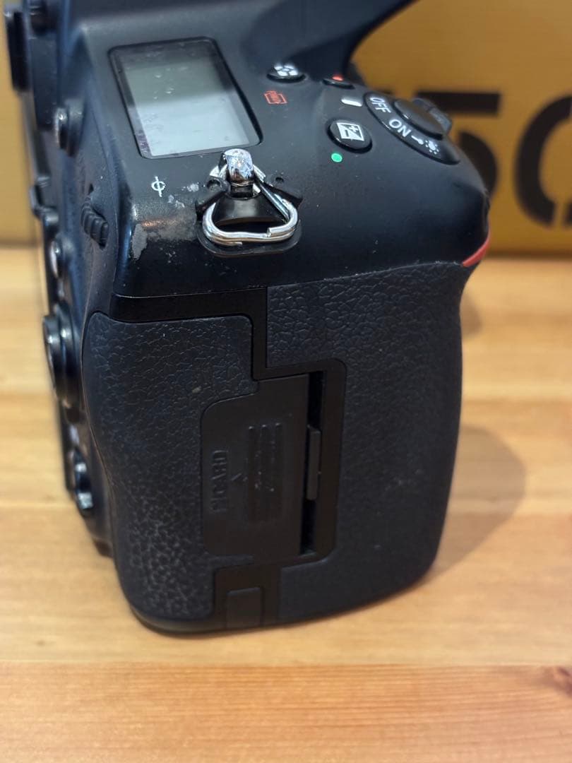 Nikon D750 一眼レフカメラ 本体+MB-D16