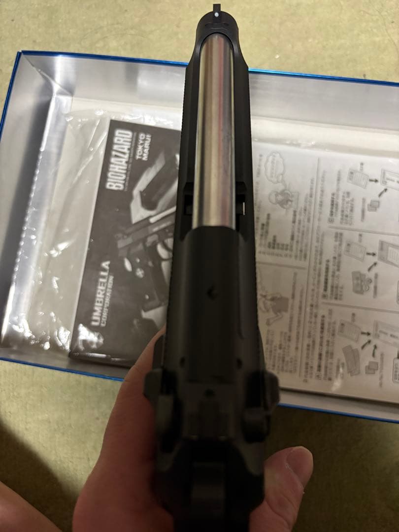 東京マルイ　バイオハザード アルバート.W.モデル 01P