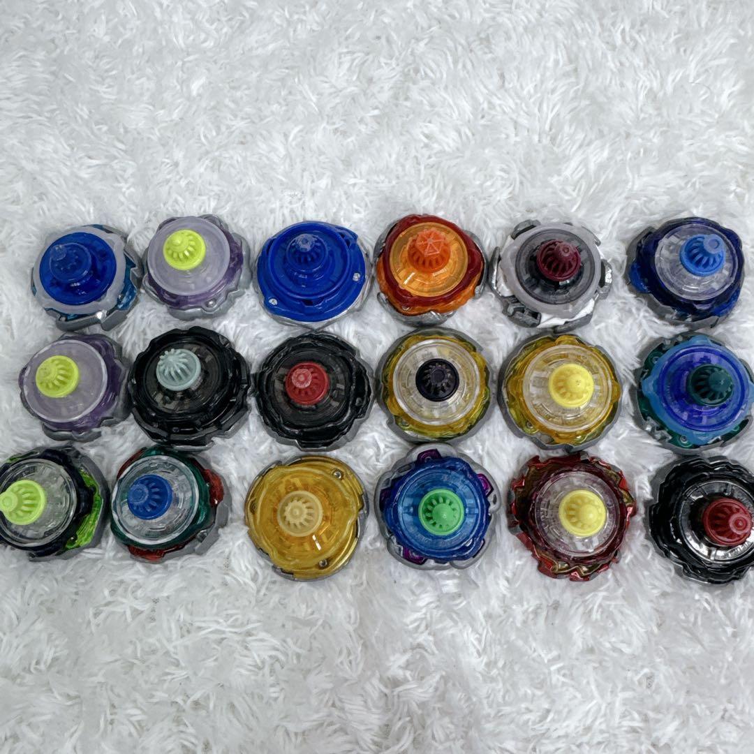 【最新版】ベイブレードX まとめ売り ベイ本体 18個 BX UX 引退品