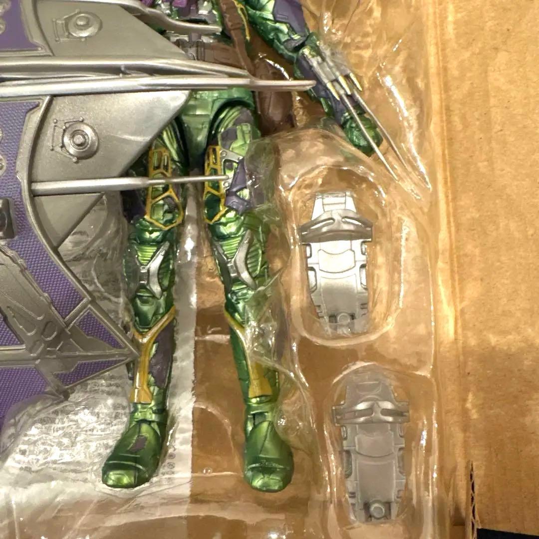 スパイダーマン ノーウェイホーム グリーンゴブリン　ハズブロ　フィギュア