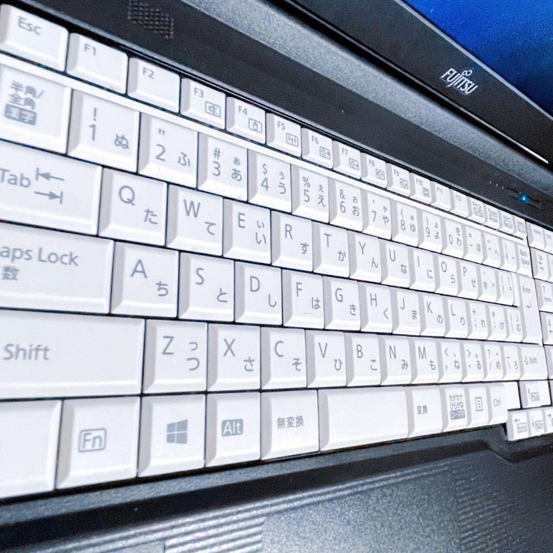 【高級機・極美品】2021年製 第10世代i5 フルHD NVMe ブルーレイ