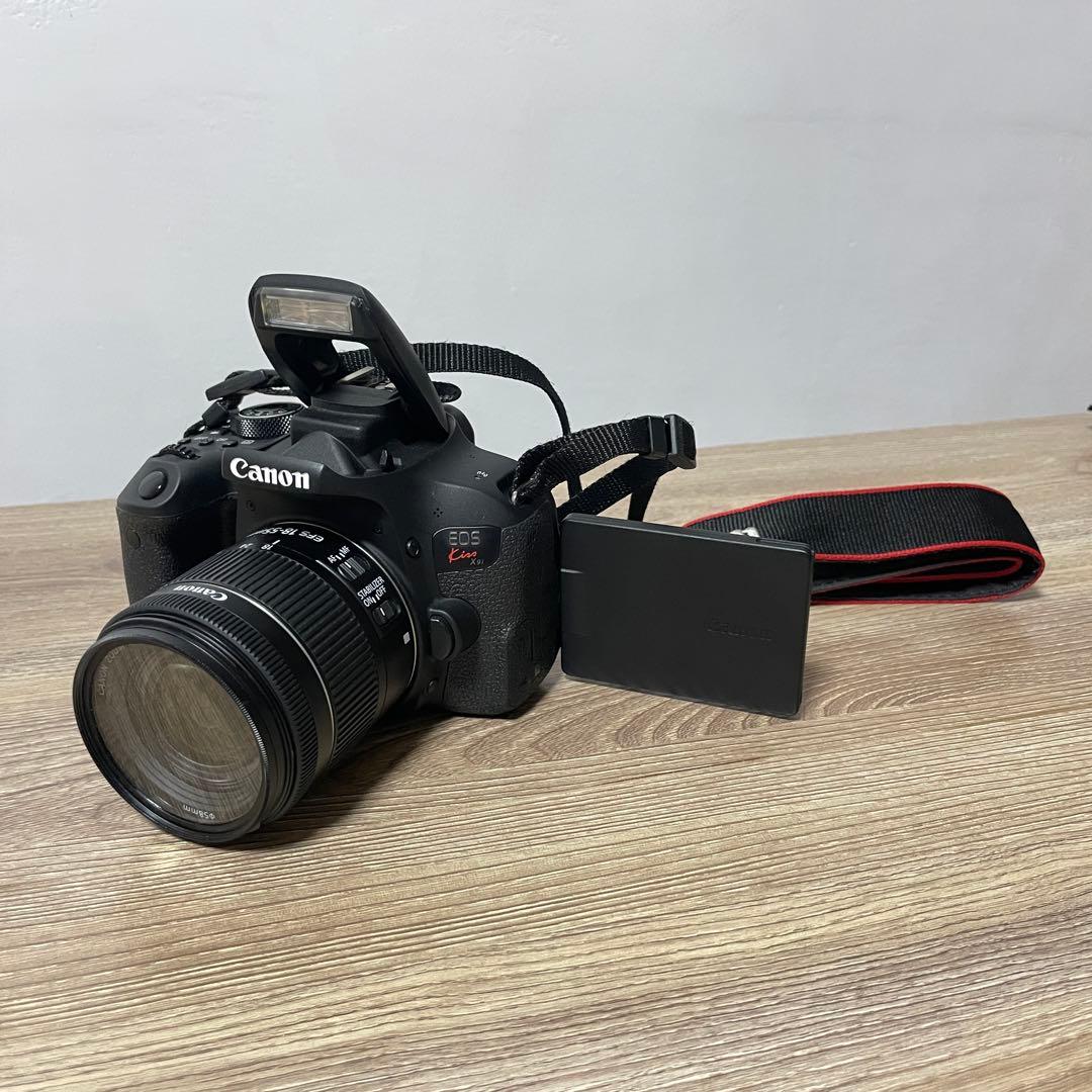 Canon EOS Kiss X9iダブルズームキット（望遠レンズジャンク付き）